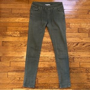 Mid-rise Women Pants